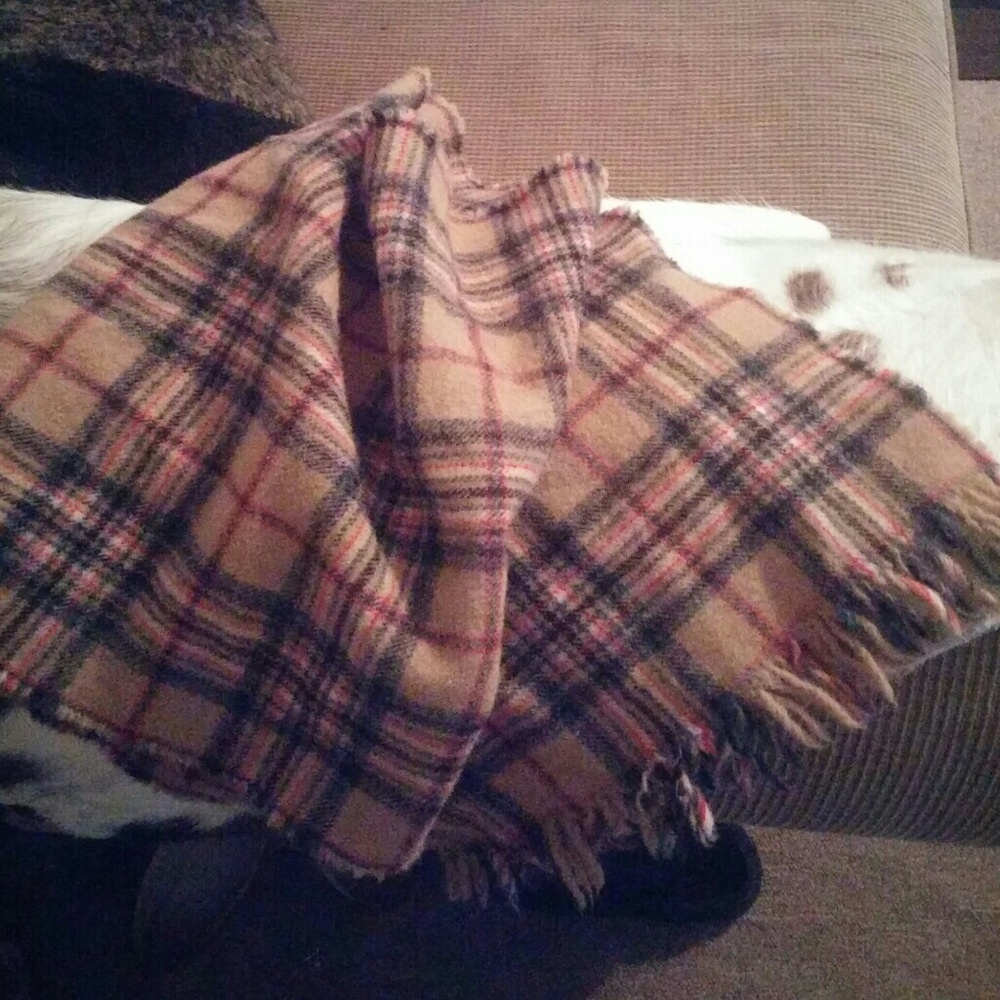 Pendleton 100% Pure Virgin Wool Scarf beige